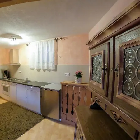 Enthofer Appartement *